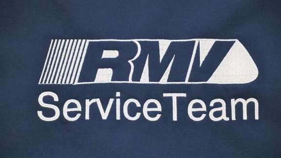 RMV ServiceTeam White Label RMV ServiceTeam knitted on blue tissue