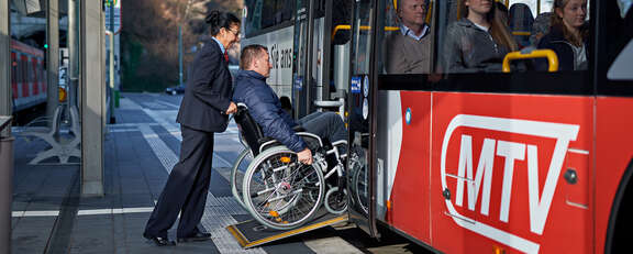 Headerbild: Barrierefreie Mobilität im MTK