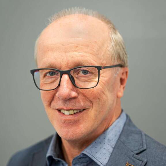 Portraitfoto von Volker Hofmann - Geschäftsführer der VGO