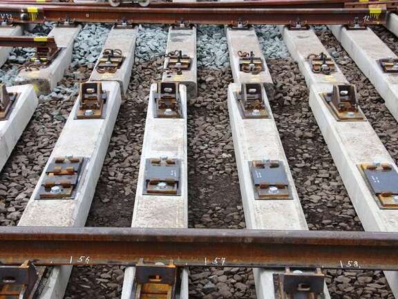 Neue Betonschwelle sind ausgelegt